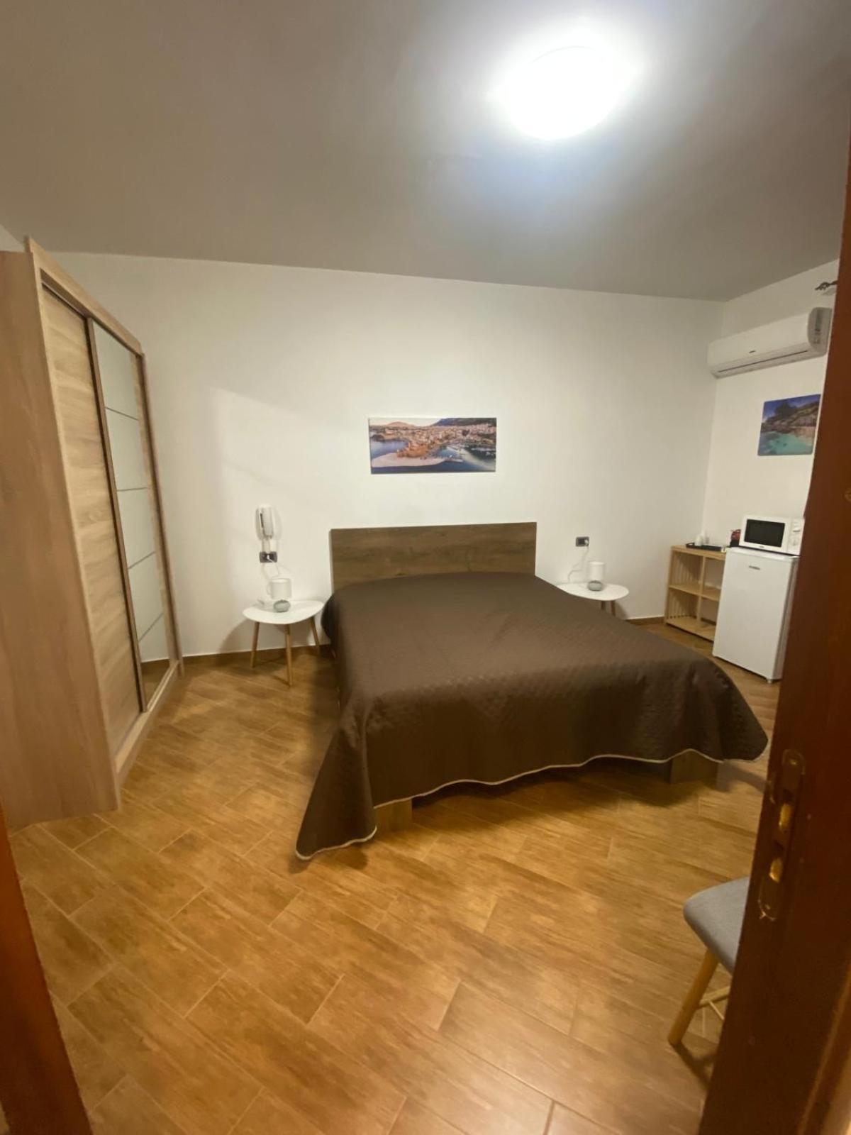 Sofia Rooms Кастелламмаре-дель-Голфо Экстерьер фото