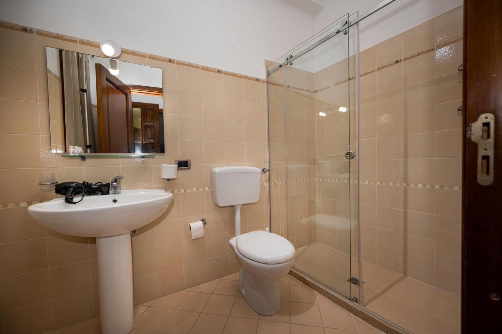 Sofia Rooms Кастелламмаре-дель-Голфо Экстерьер фото